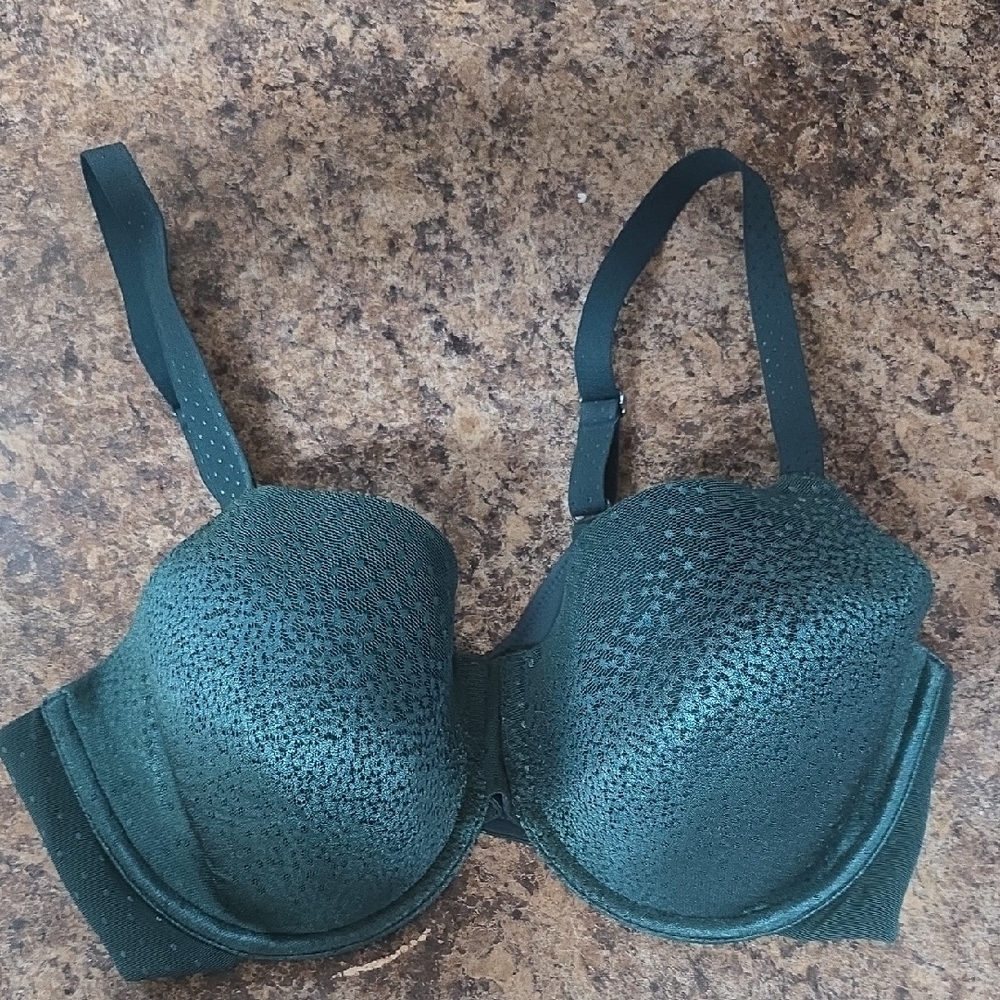 Wacoal Women's Back Appeal Underwire Bra 36D